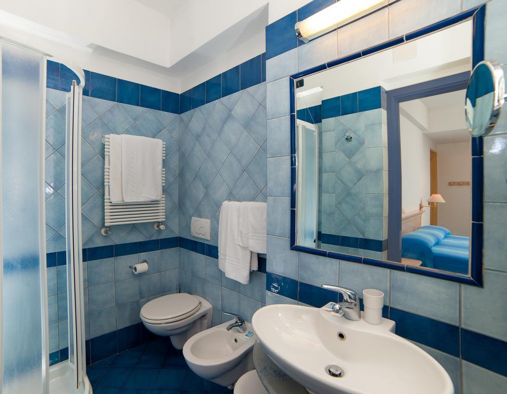 Hotel Villa Hermosa Ischia Exterior photo